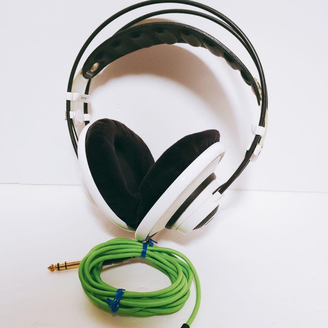 AKG Q701 ヘッドホン ホワイト オープン型 有線 ケーブル付き