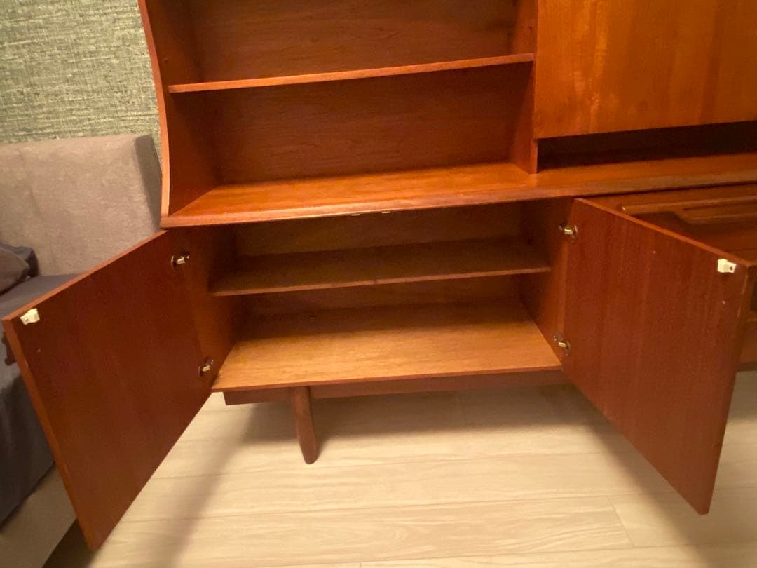 【最終値下】イギリス　ヴィンテージサイドボード