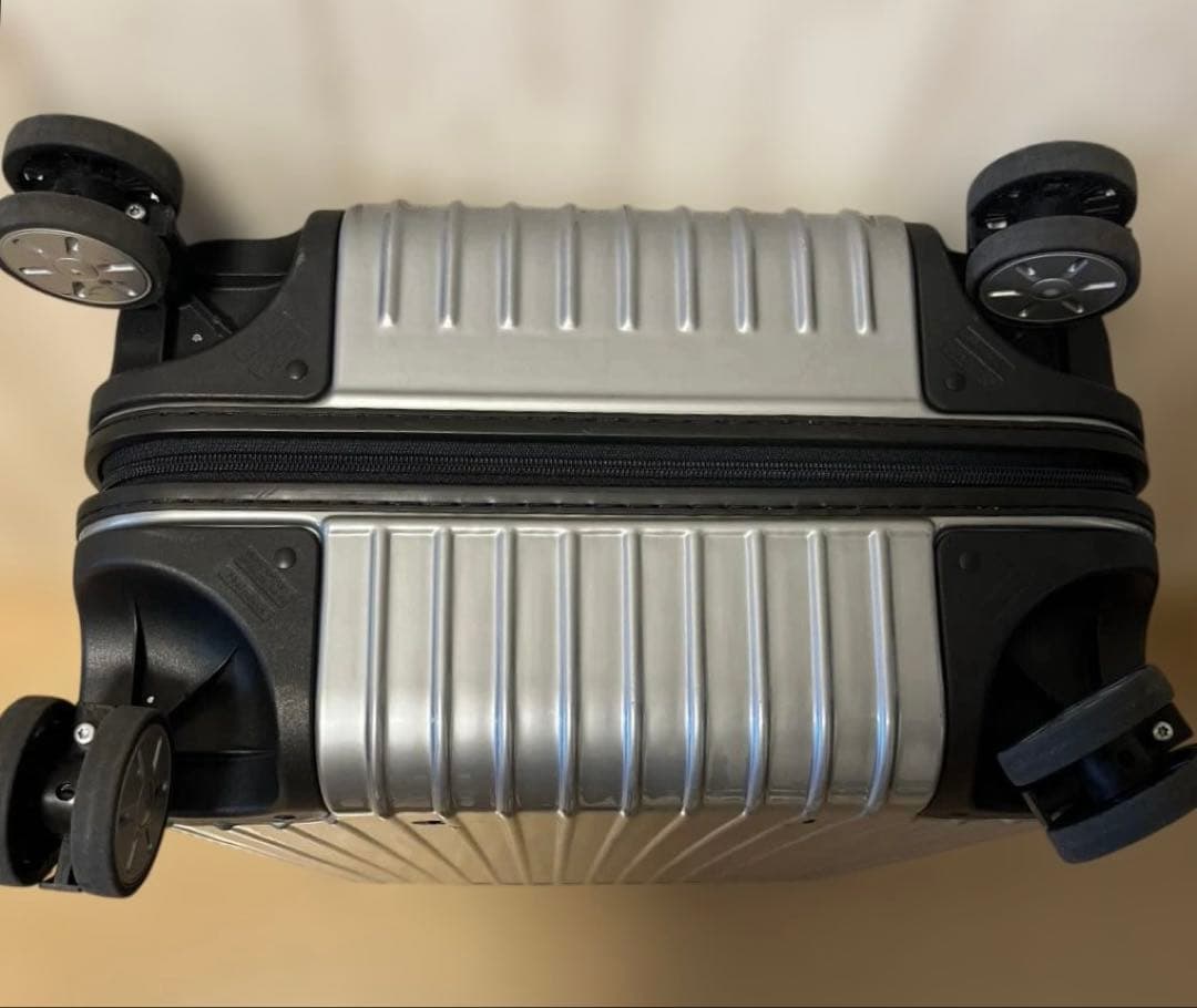 【美品】RIMOWA SALSA リモワ サルサ 63L 4輪 TSAロック付