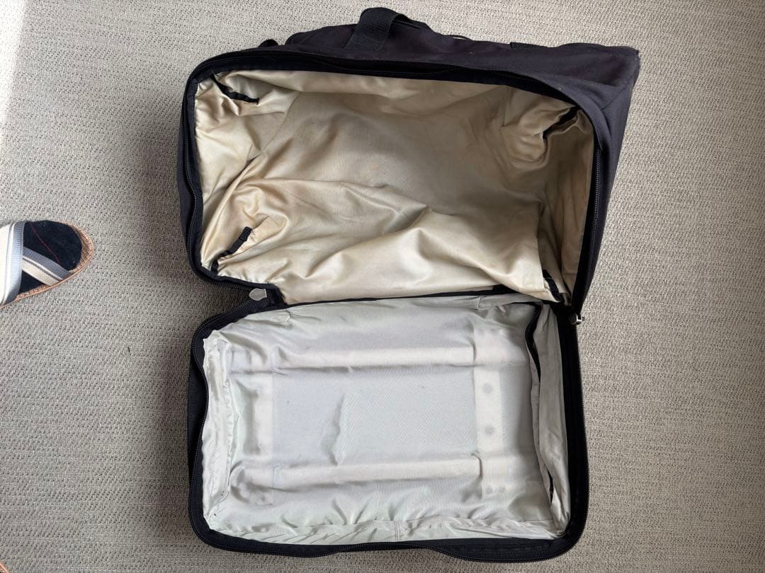 クレヨン7色さま専用【Patagonia】 キャリーケース フリーウィーラー