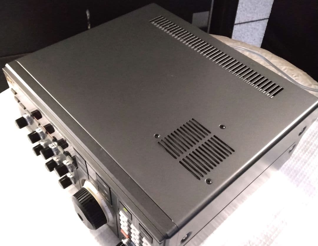 【超美品】NRD-525/JRC日本無線/オールモードHF受信機