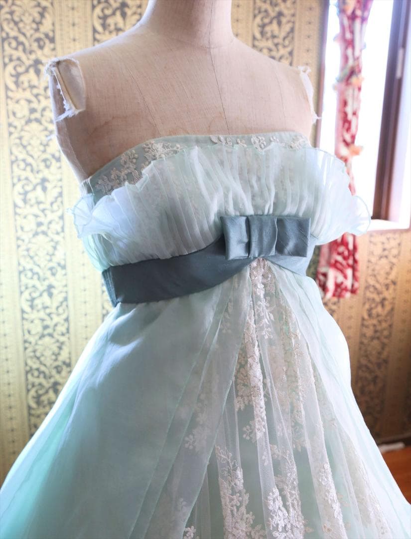 568ナチュラルビューティー高級ウエディングドレス9号11号13号カラードレス