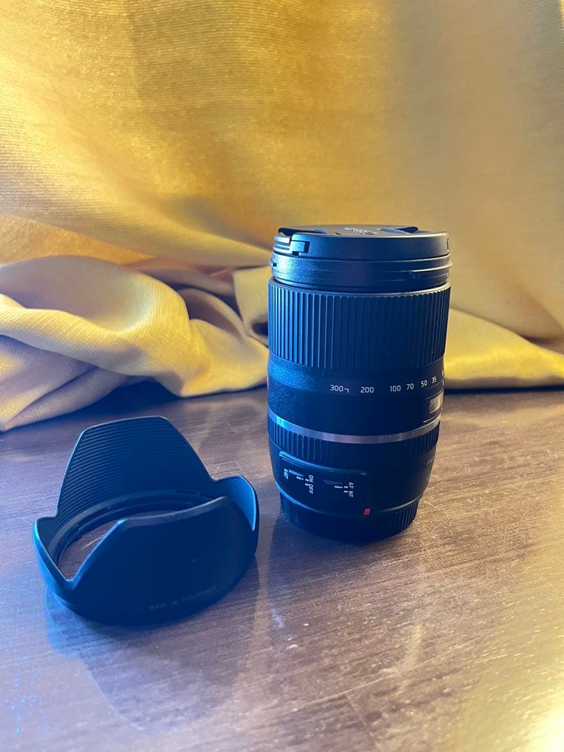 Canon16-300mm f3.5〜f6.3 Di II VC AF