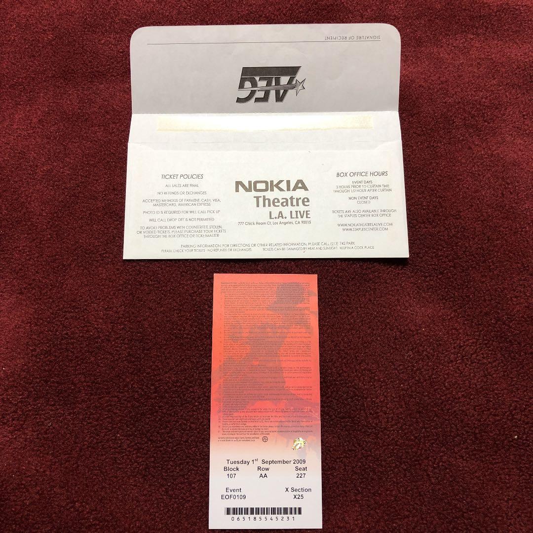 マイケルジャクソン　this is itチケット　葬儀パンフレット　リストバンド