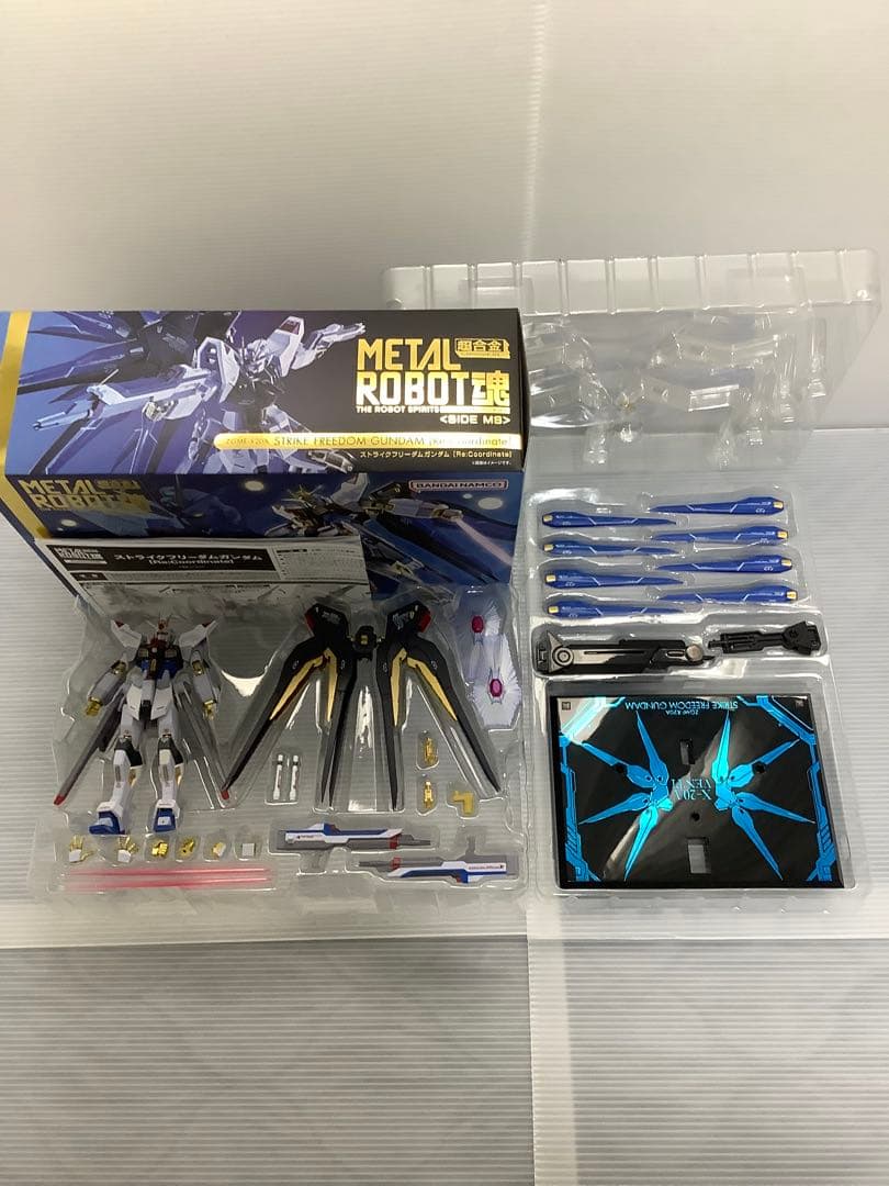 L ROBOT魂 フリーダム ジャスティス デスティニー レジェンド