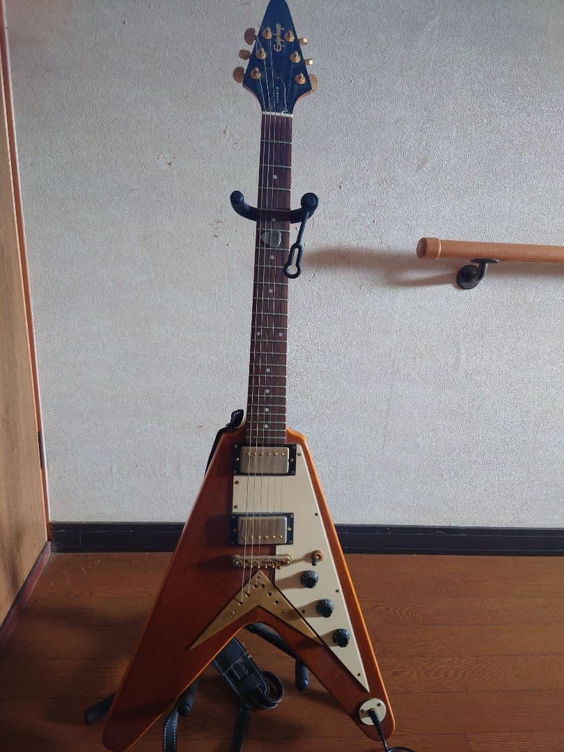 【ルーカス】Epiphone by Gibson FlyingV2003年