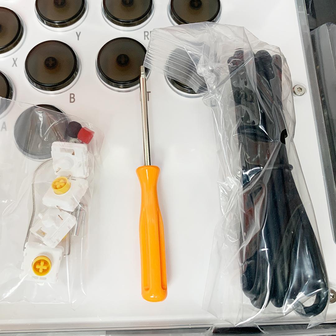  KLUDGE T16 アケコン レバーレスコントローラー 16ボタン