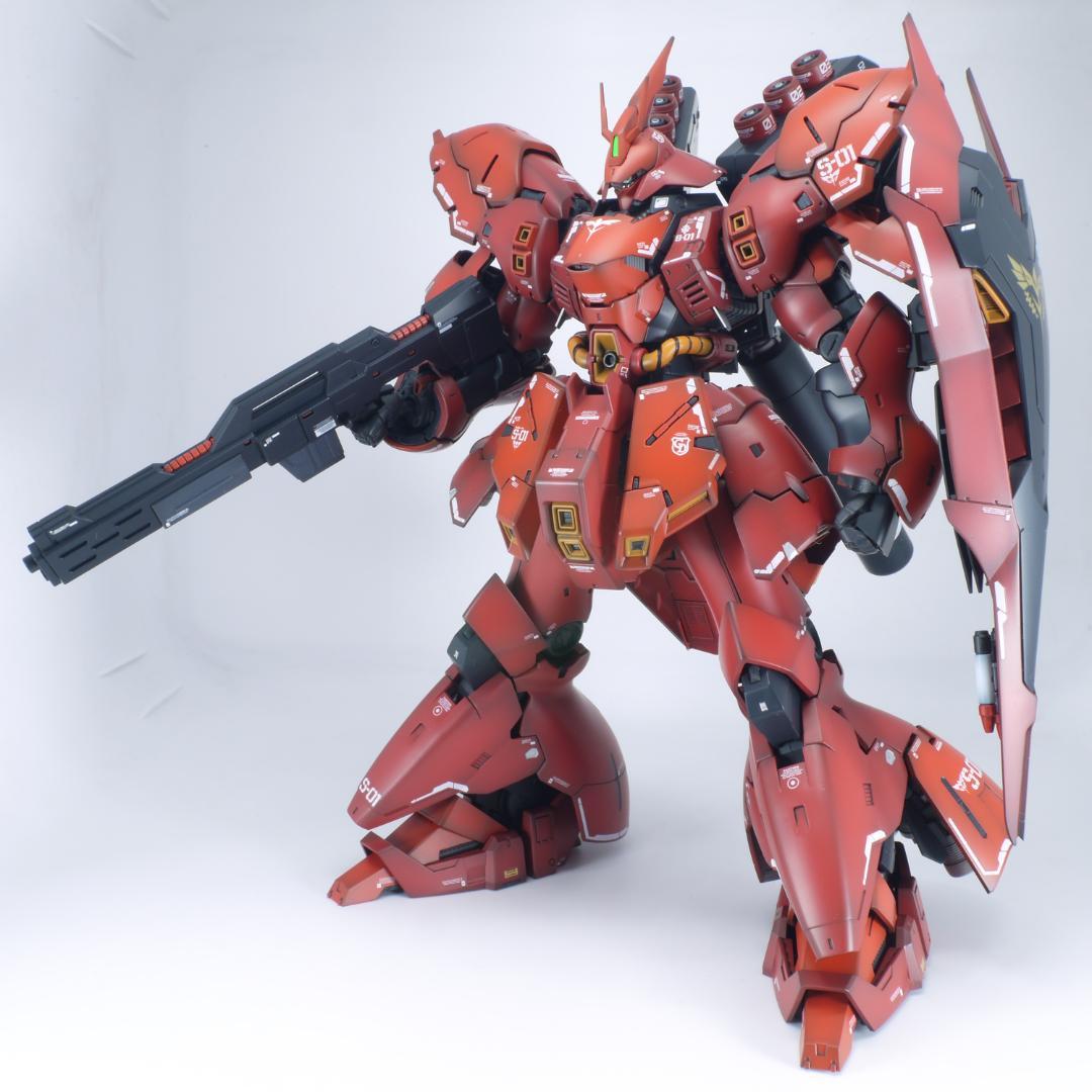 ガンプラ　RG サザビー　全塗装　完成品