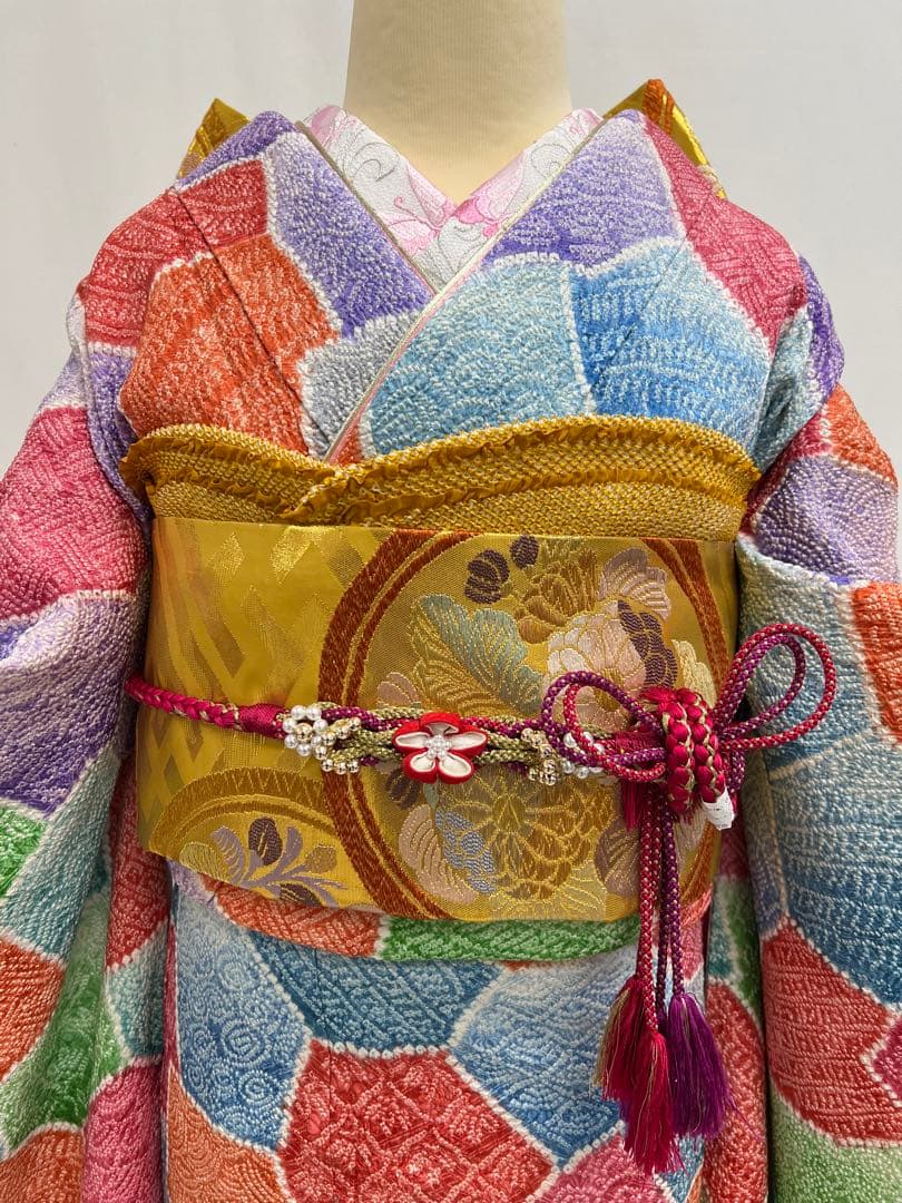 豪華！総絞り　名品　振り袖　フルセット　別誂長襦袢　総絵羽紋様　珍品　可愛い