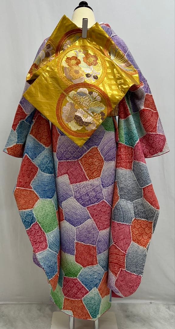 豪華！総絞り　名品　振り袖　フルセット　別誂長襦袢　総絵羽紋様　珍品　可愛い