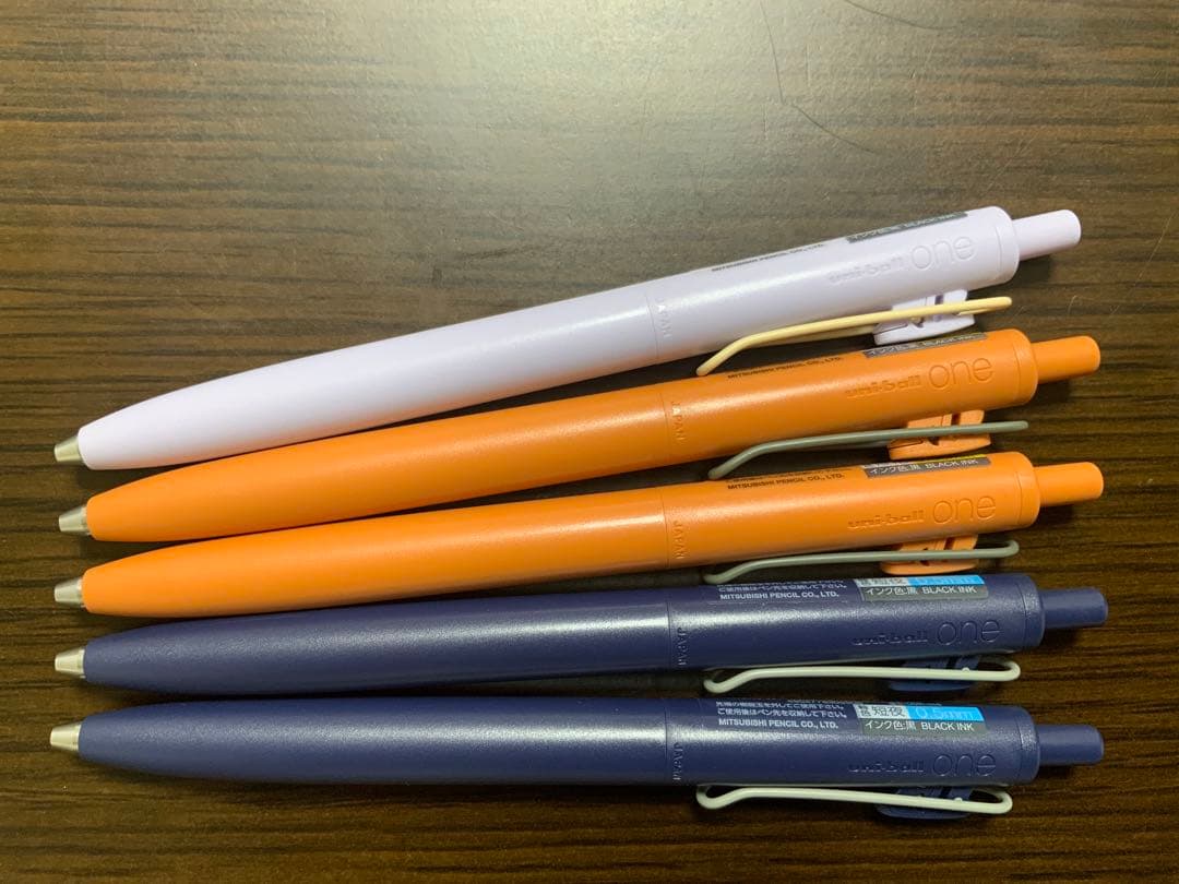 ユニボールワンF モダンポップカラー　限定