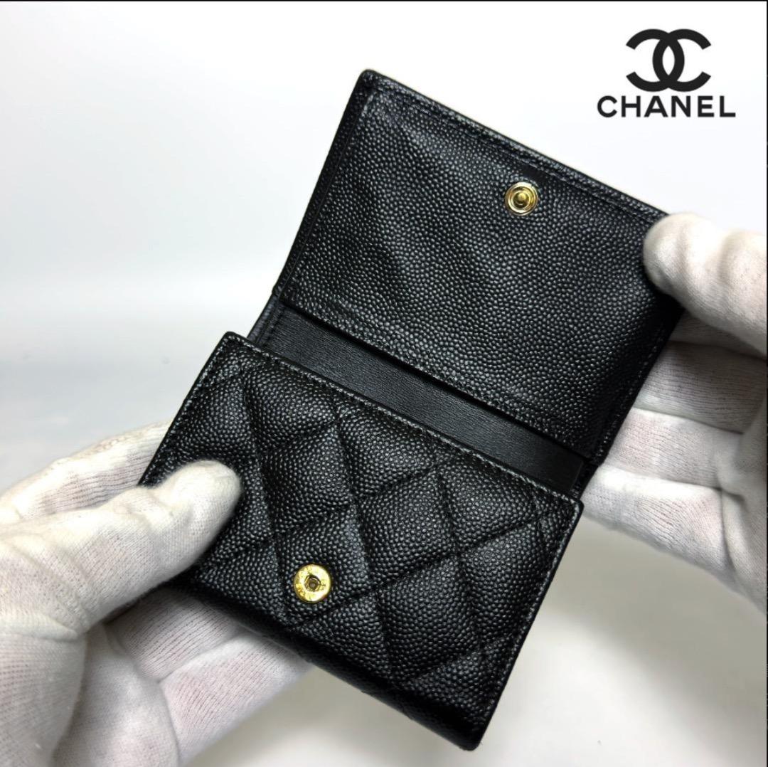 正規品　超美品　シャネル　マトラッセ　ゴールド金具　Wホック　三つ折り財布