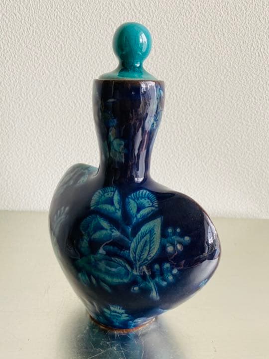 カラフェ　稲積佳谷　うつつ窯　九谷焼　伝説の怪獣柄