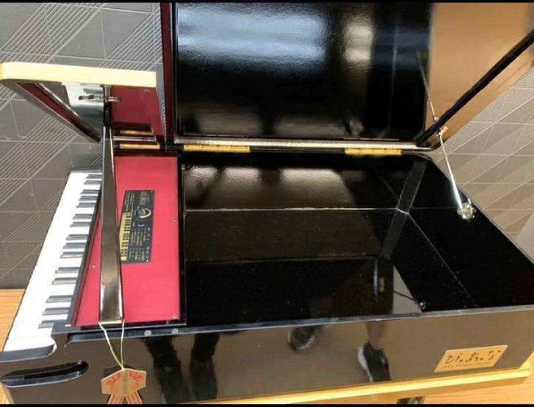 アンティーク　ミニデジタルピアノ　雛人形伝統工芸　　内閣総理大臣賞