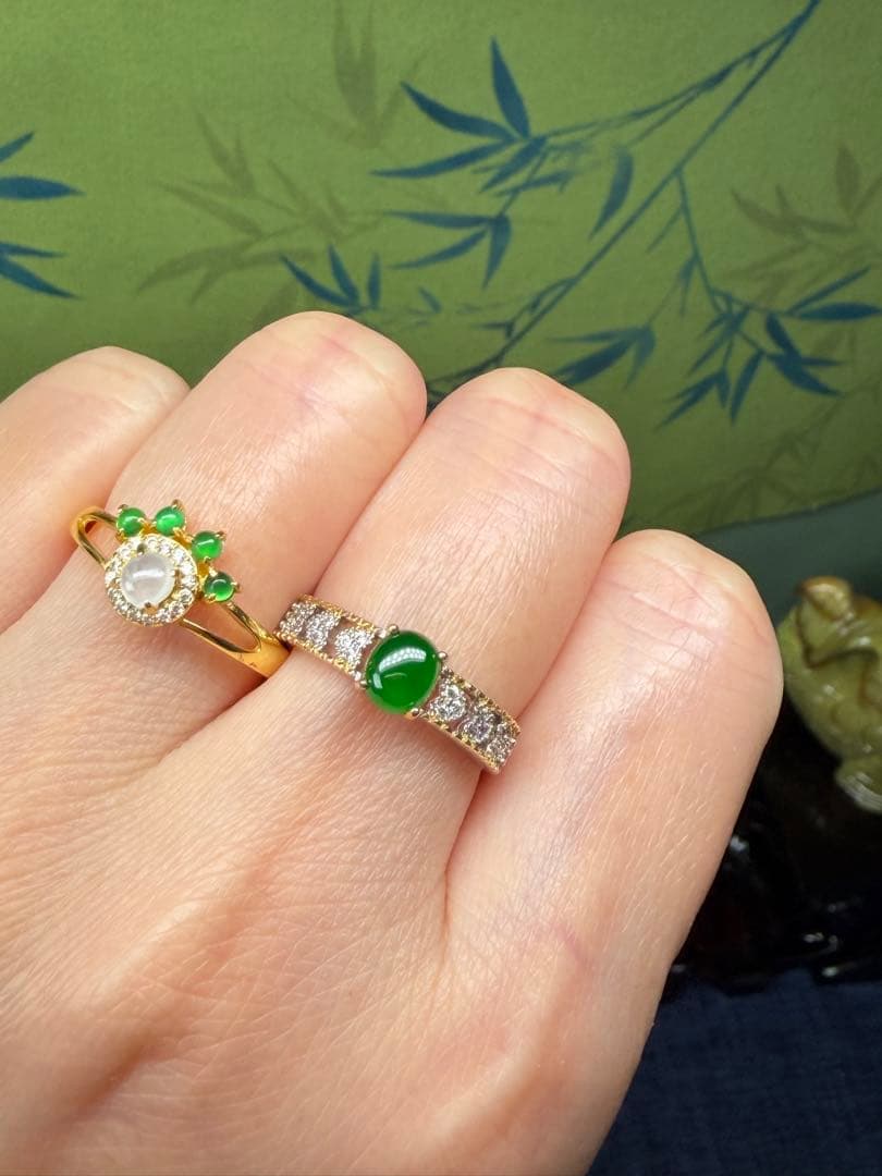 貴重❣️ミャンマー産天然本翡翠　帝王緑、濃厚な満緑カラー翡翠リング　鑑定書付き