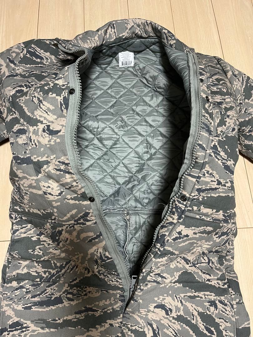 ダコタ アウターウェア 断熱ミリタリー デジタル カモフラージュ カバーオール