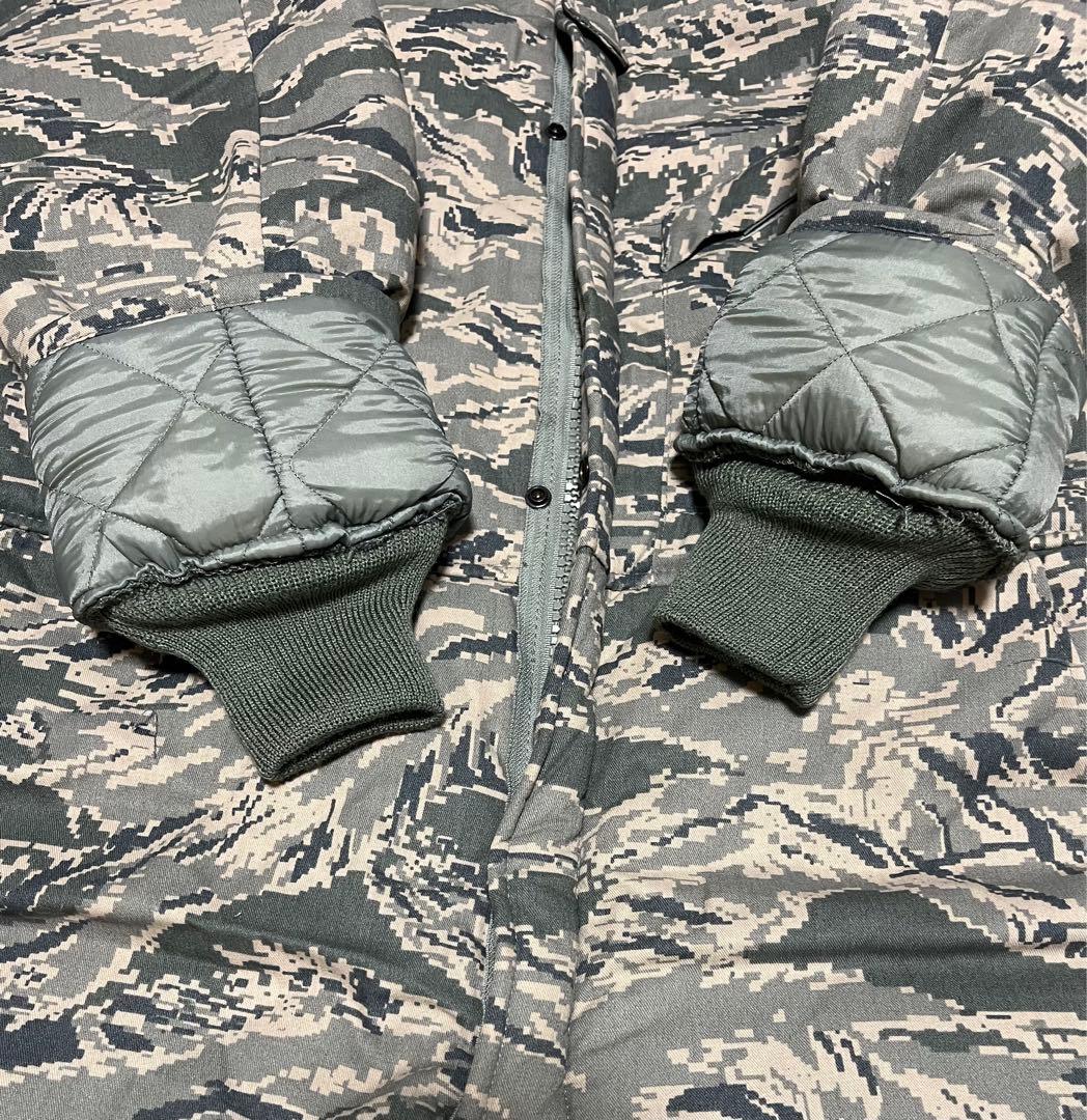 ダコタ アウターウェア 断熱ミリタリー デジタル カモフラージュ カバーオール