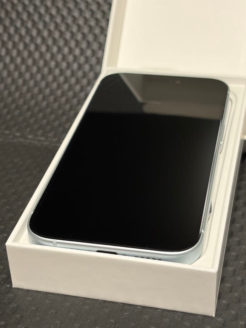 美品 最大容量86% Apple iPhone 15 ブルー 本体 128GB