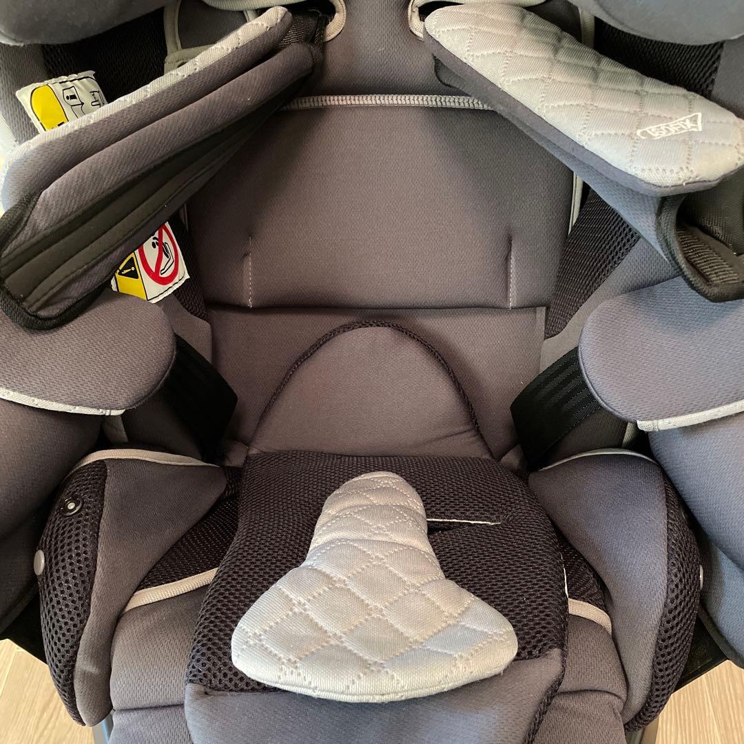 アップリカ フラディア グロウ　プレミアム　 ISOFIX 　チャイルドシート