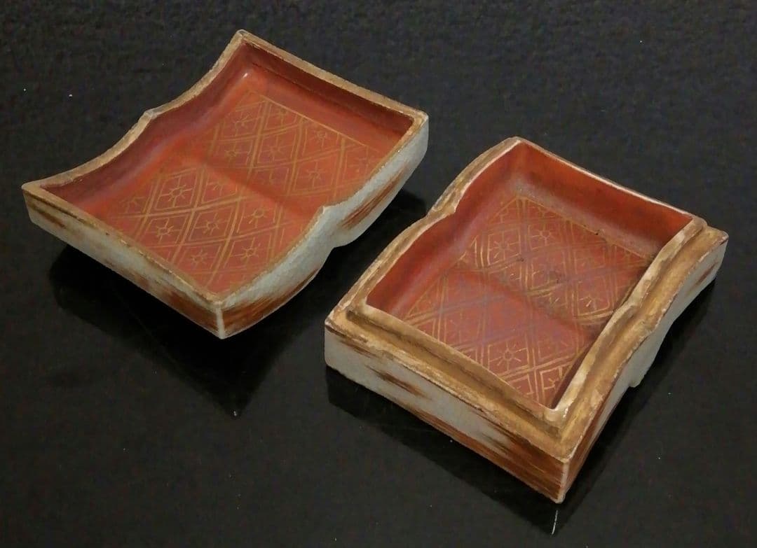 真葛香山作　色絵　本型　香合　箱付　茶道具