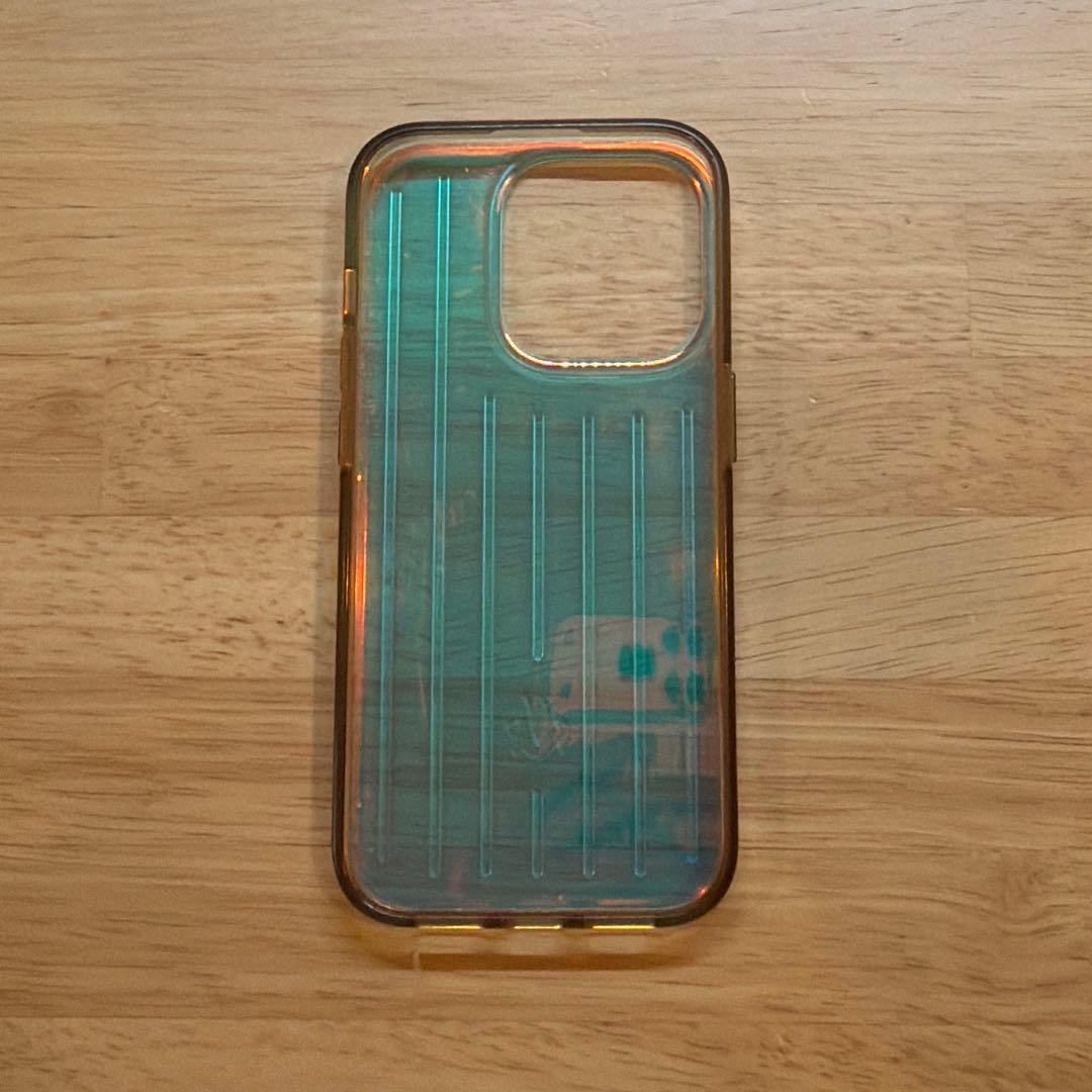 リモア　iPhone15Pro ケース イリディセント