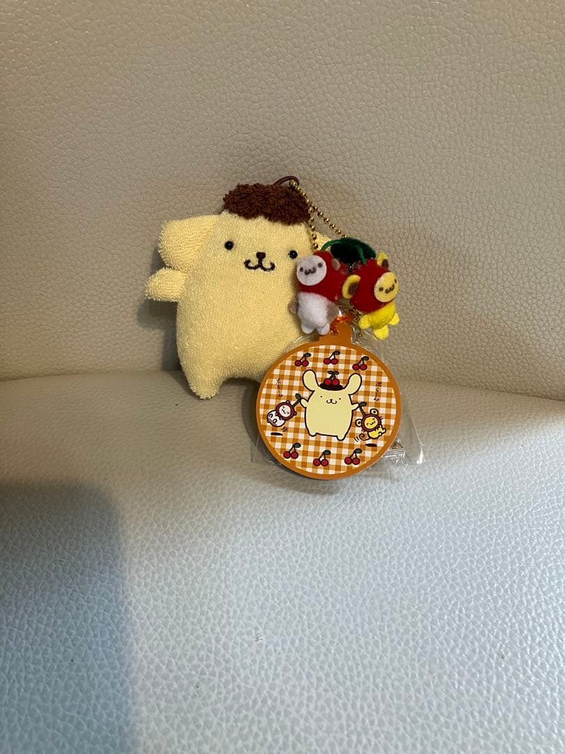 ポムポムプリン　ボールキーチェーン　マスコット　ぬいぐるみ
