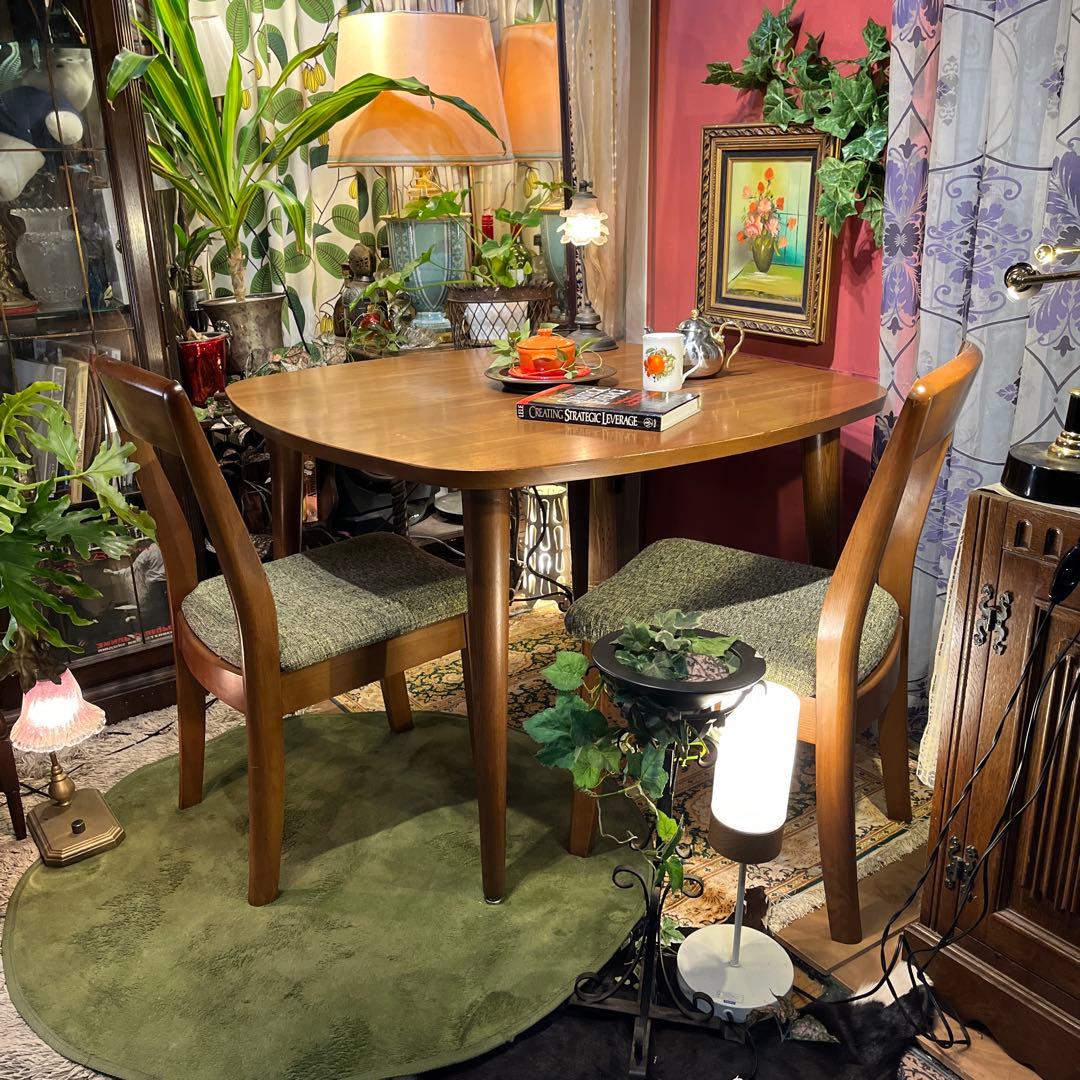 ヴィンテージ アッシュソリッド　ダイニングテーブル　丸テーブル