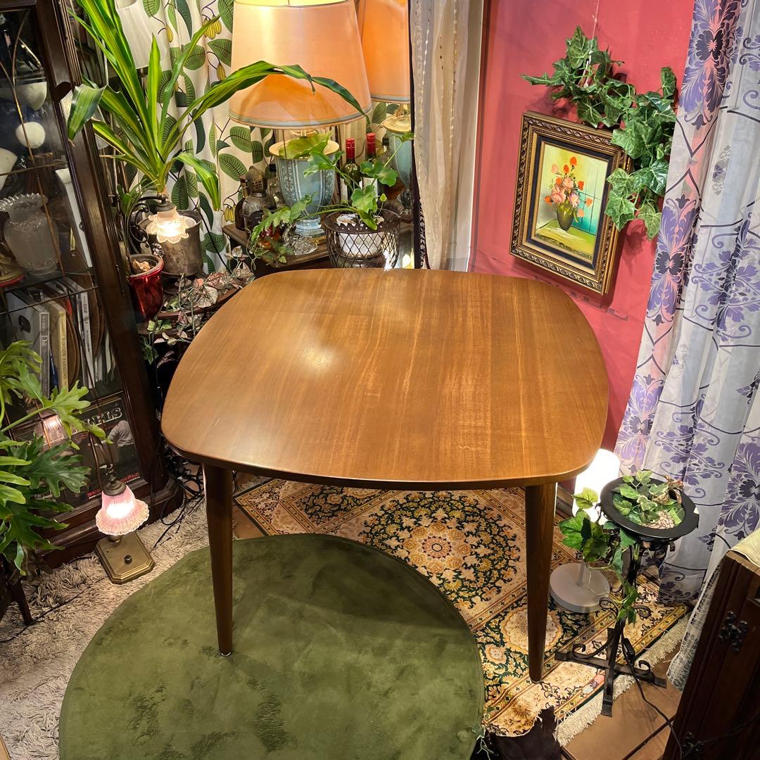 ヴィンテージ アッシュソリッド　ダイニングテーブル　丸テーブル