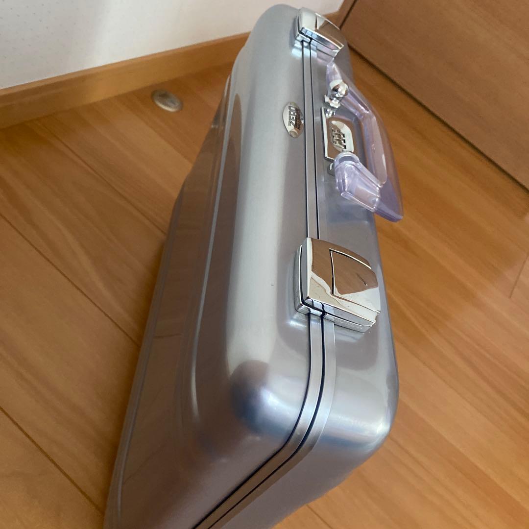 ゼロハリバートン　アタッシュケース