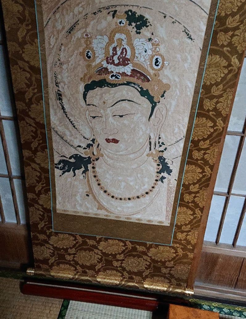 西陣手織唐絹国寳法隆寺聖観音像掛軸☆1月31日迄半額に御値引き販売中☆☆