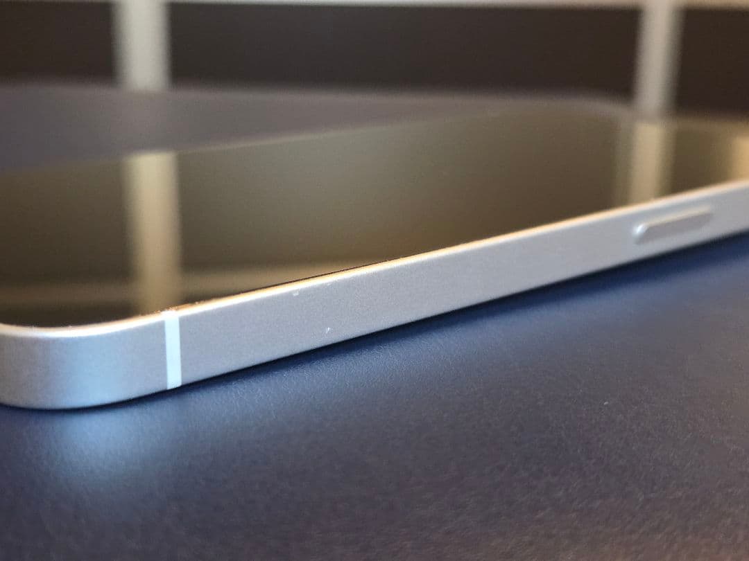 Apple iPhone 14 シルバー 128GB 87%