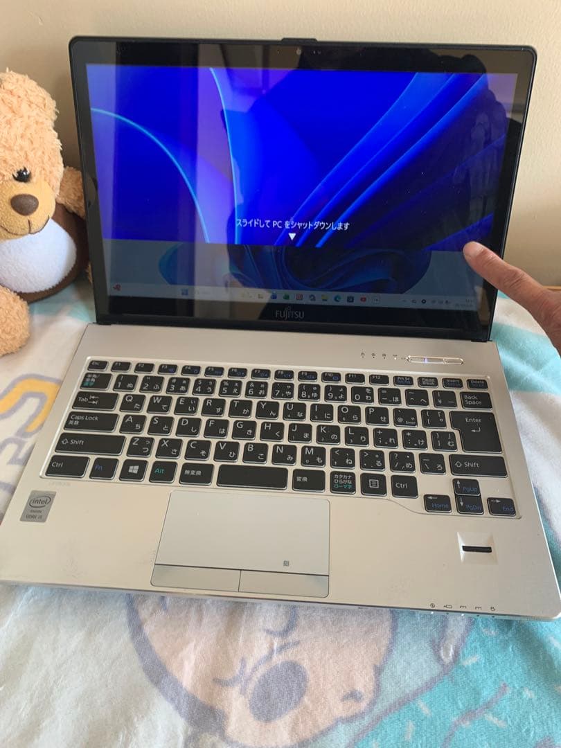 富士通 i5/8/SSD256GBタッチパネル office2024