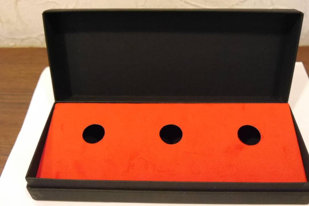 激レア・限定100個・雷鳥ピンバッジ３種コンプ・特製ピンバッジコレクションケース