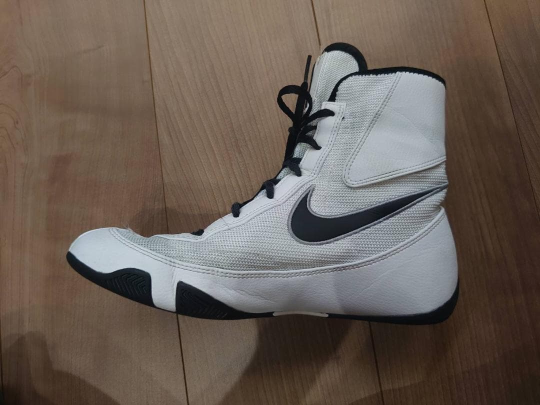 NIKE マチョマイ2【26㎝】　ボクシング シューズ　ホワイト/ブラック