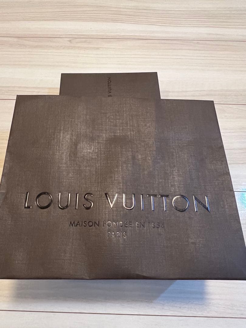 ルイヴィトン エピ キーケース 未使用 ミュルティクレ4 箱・袋付 美品