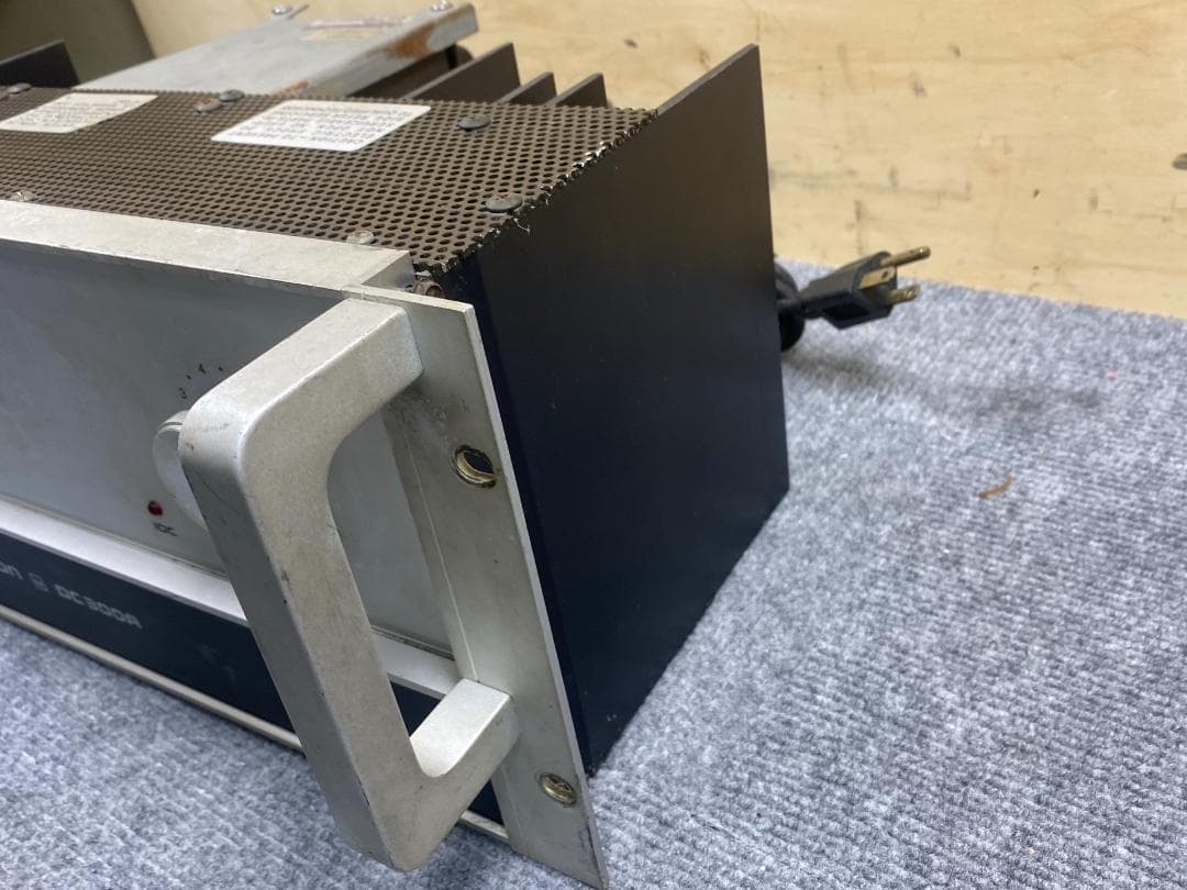 915 AMCRON CROWN DC300A パワーアンプ