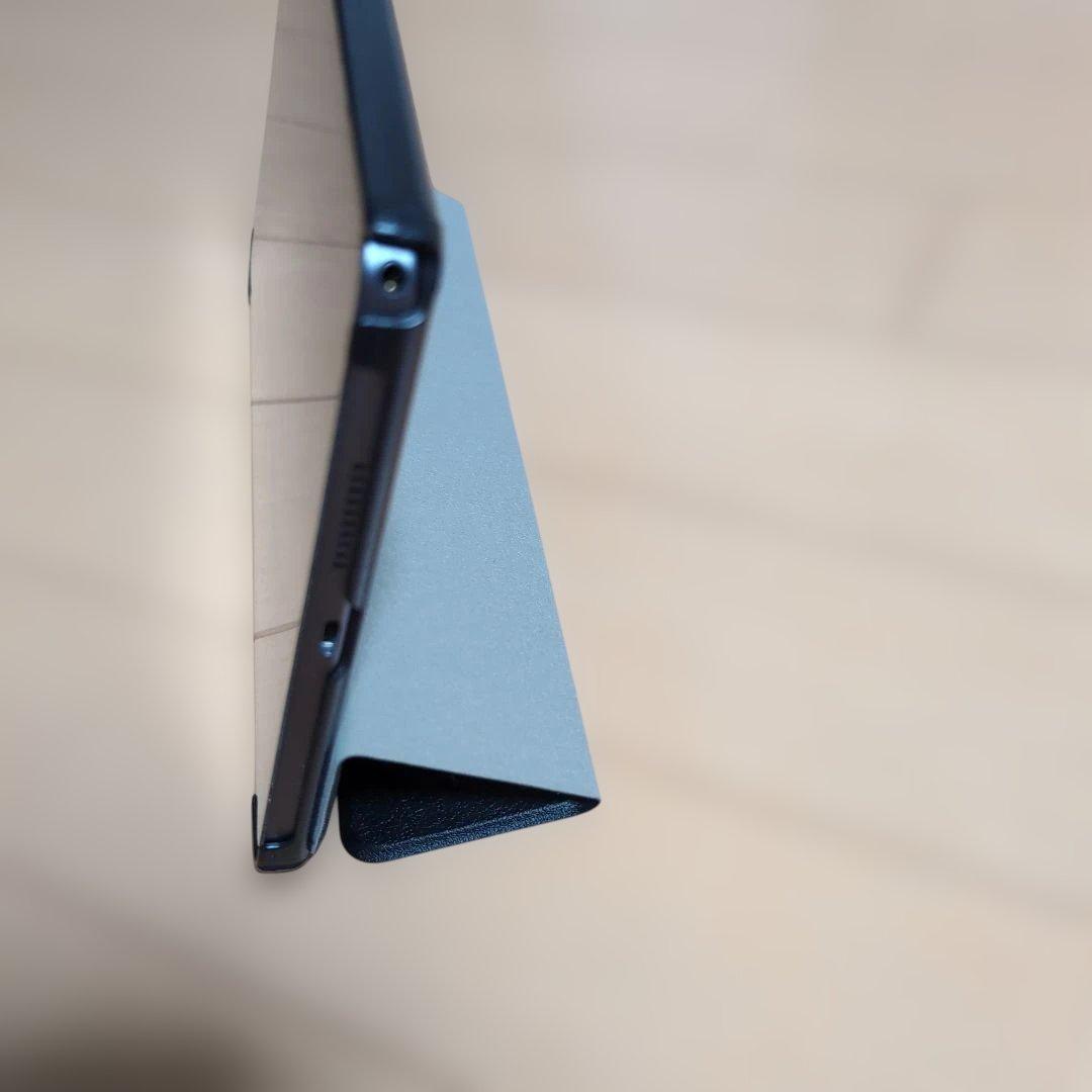 新品同様 Lenovo Tab 10.1インチ Wi-Fi ZAEH0063JP