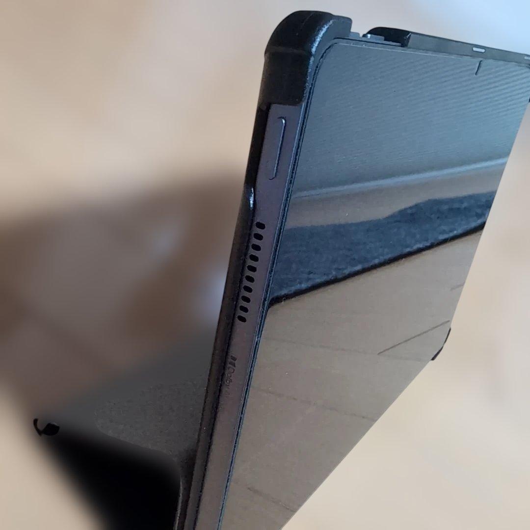 新品同様 Lenovo Tab 10.1インチ Wi-Fi ZAEH0063JP