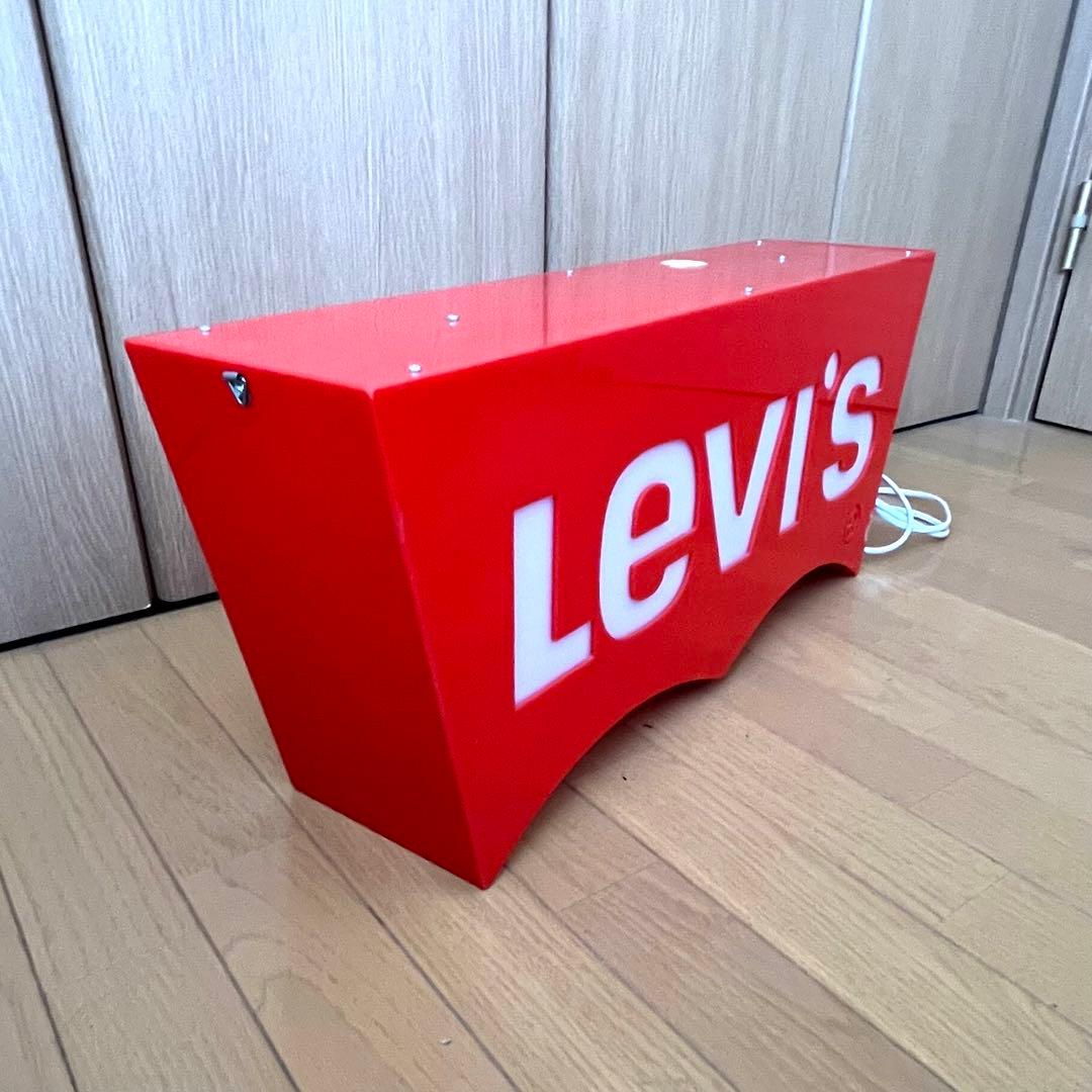 Levi's ロゴサイン 赤 照明タイプ リーバイス レア 非売品 行燈タイプ