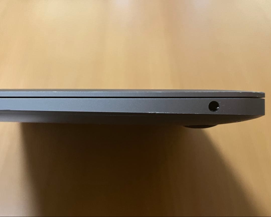 MacBook Air (i5 16GB 2020年)