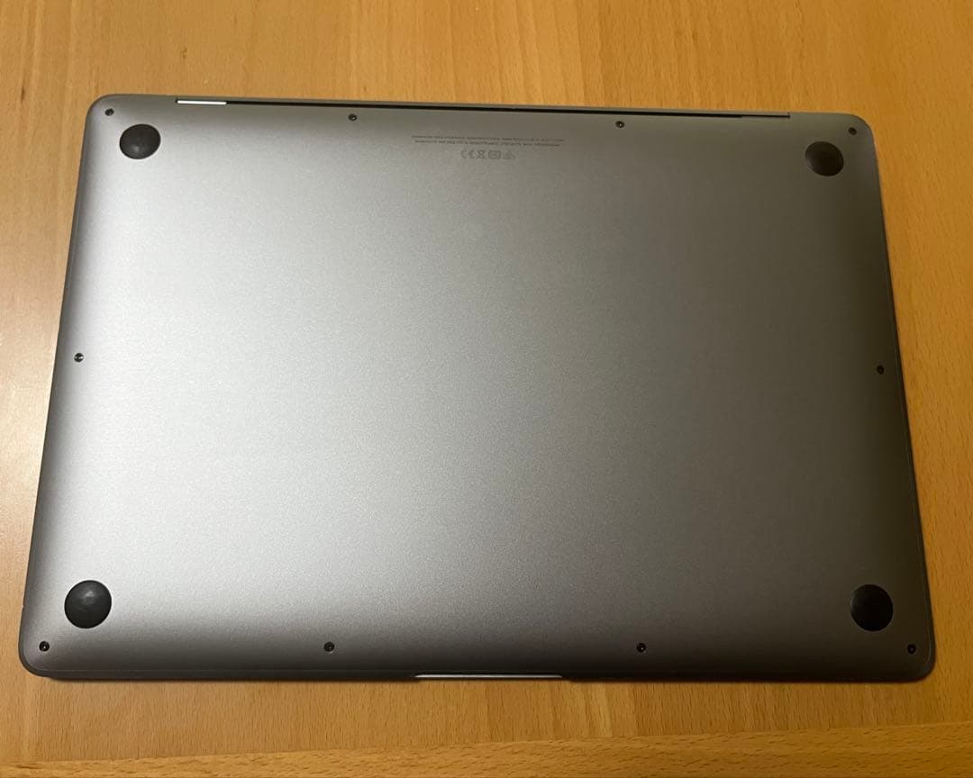 MacBook Air (i5 16GB 2020年)