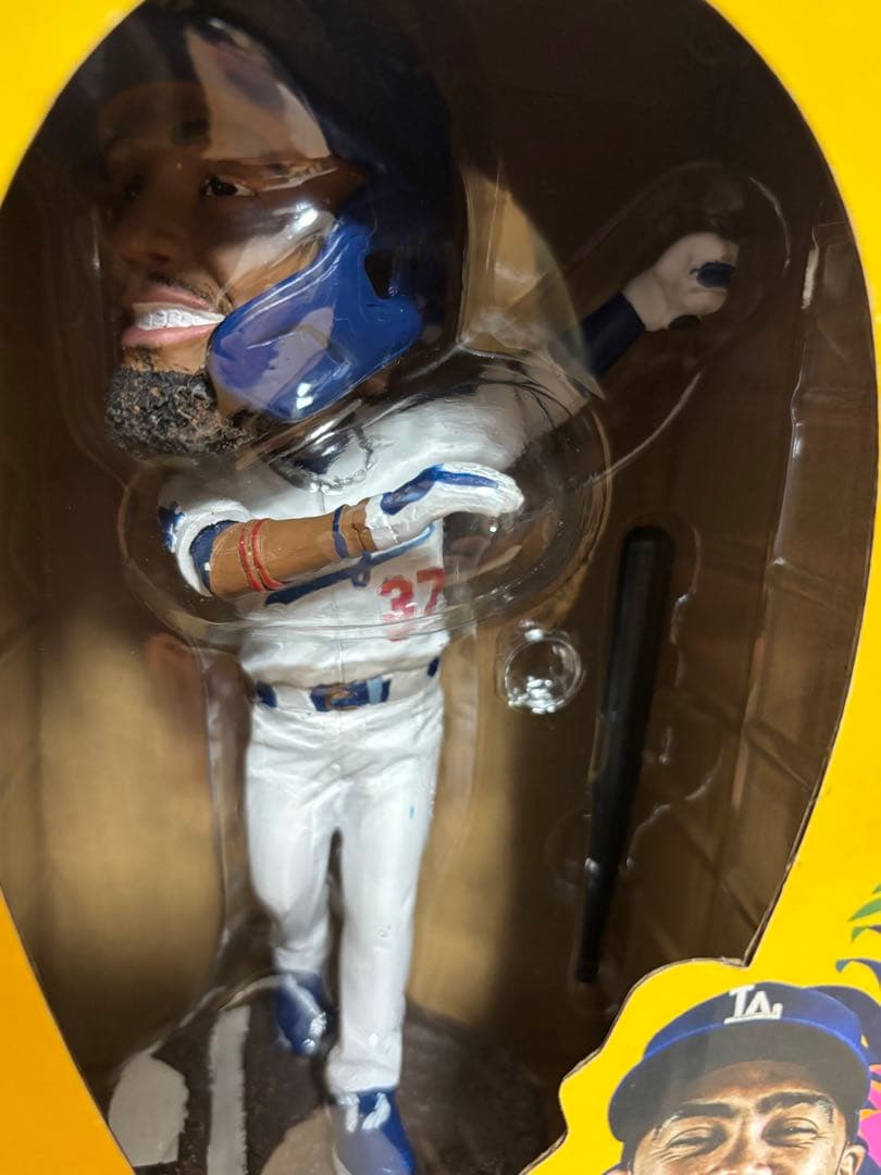 新品・未開封　★ドジャース ボブルヘッド #37 テオスカー・ヘルナンデス