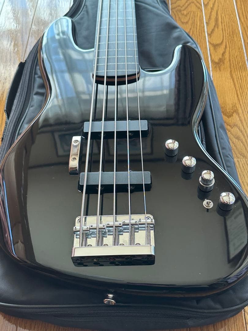 [美品]Squier Deluxe Jazz Bass Active V