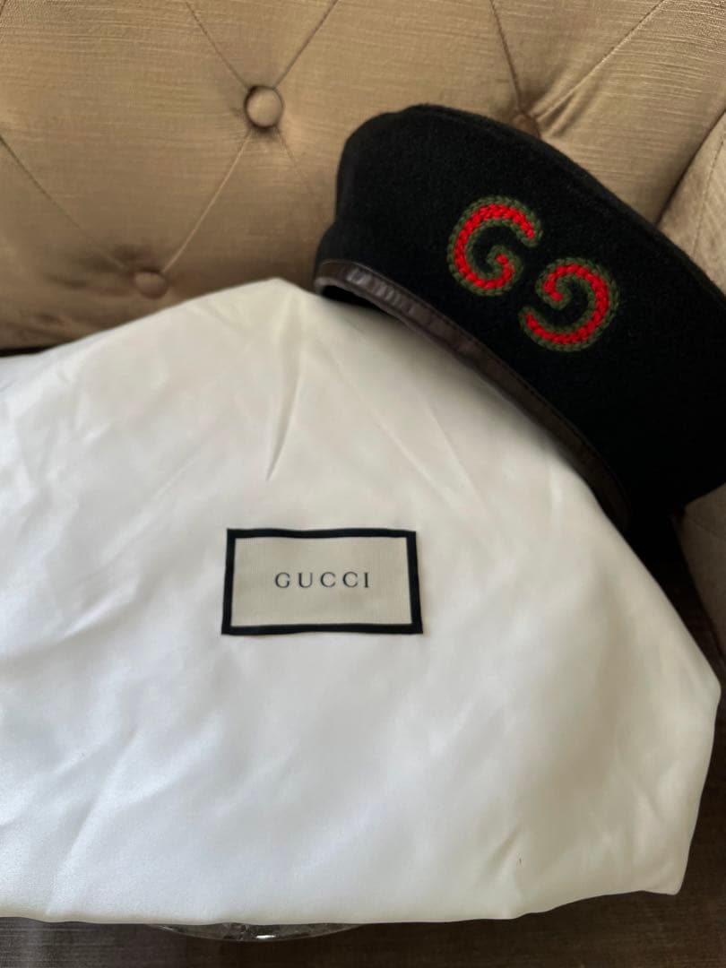 ☆kids用・新品未使用☆GUCCIベレー帽ブラックGGロゴSサイズ52cm