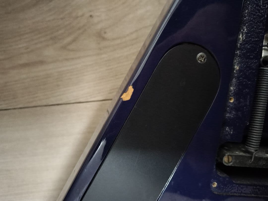 Grassroots エレキギター flyingV DIMARZIO　ロックペグ