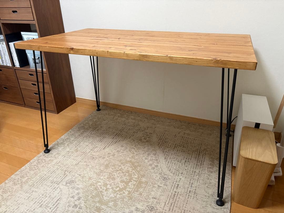 LOWYA ヴィンテージ風ダイニングテーブル