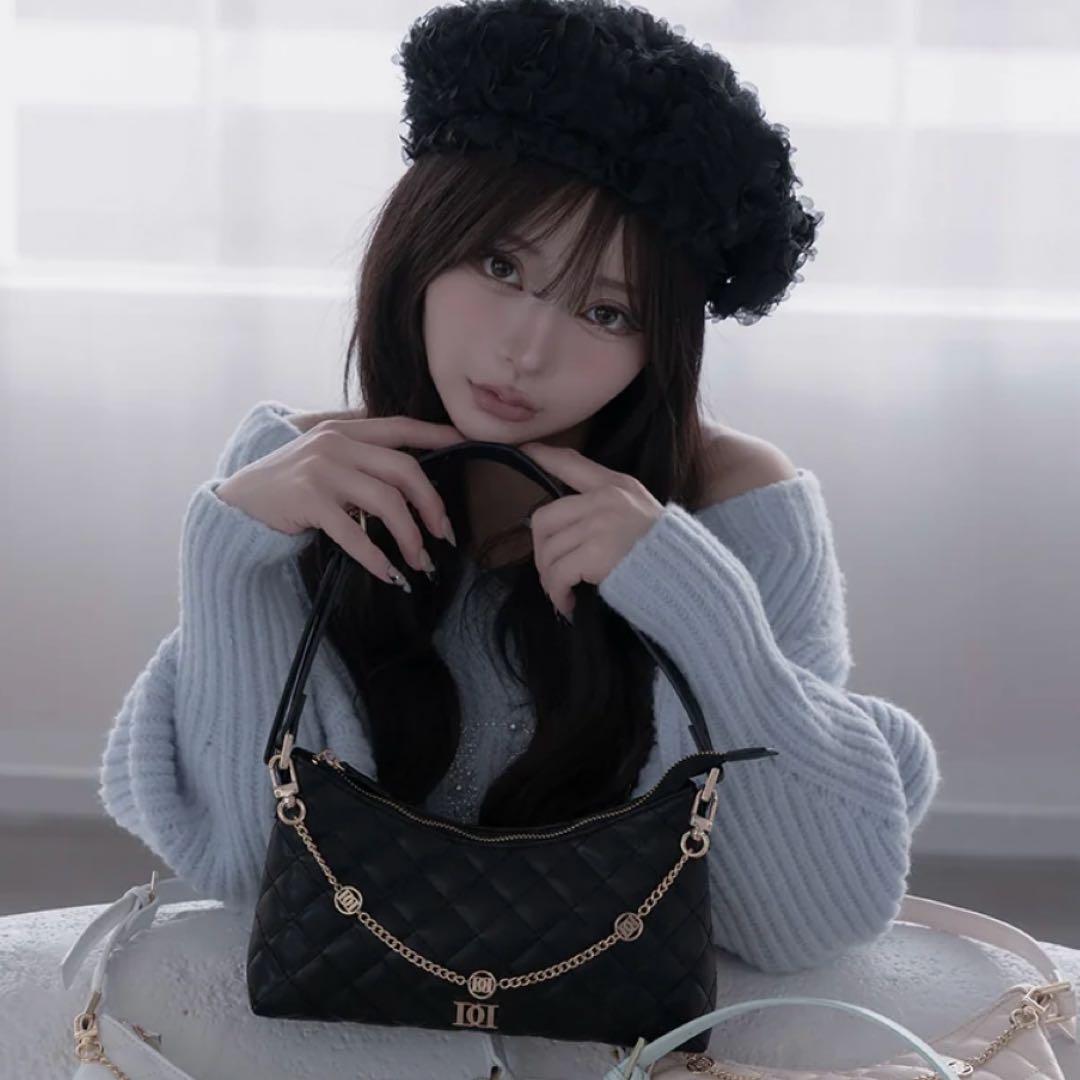 Darich キルティングチェーンハンドミニバッグ ブラック