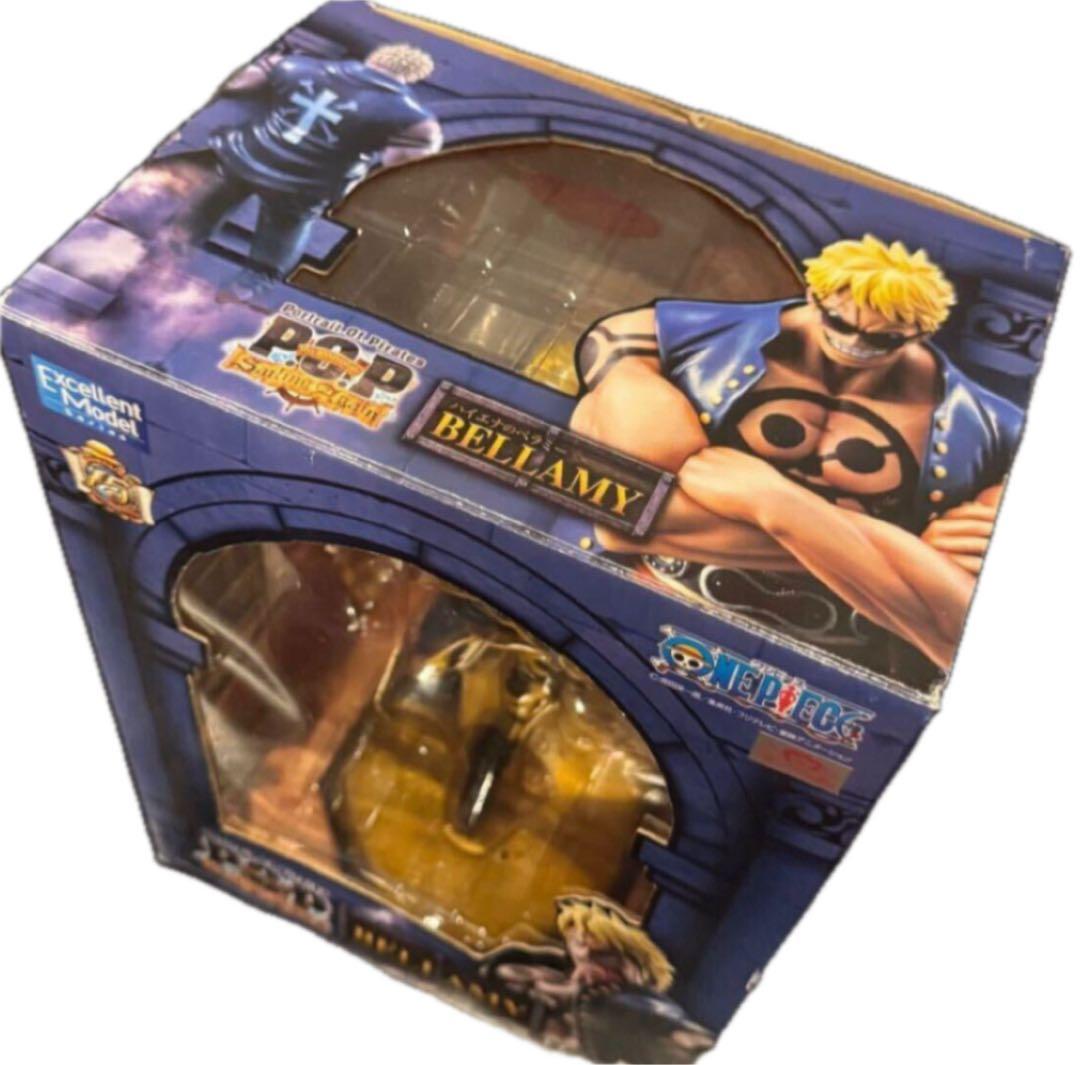 ワンピース ハイエナのベラミー P.O.P フィギュア 専用台座付きドフラミンゴ