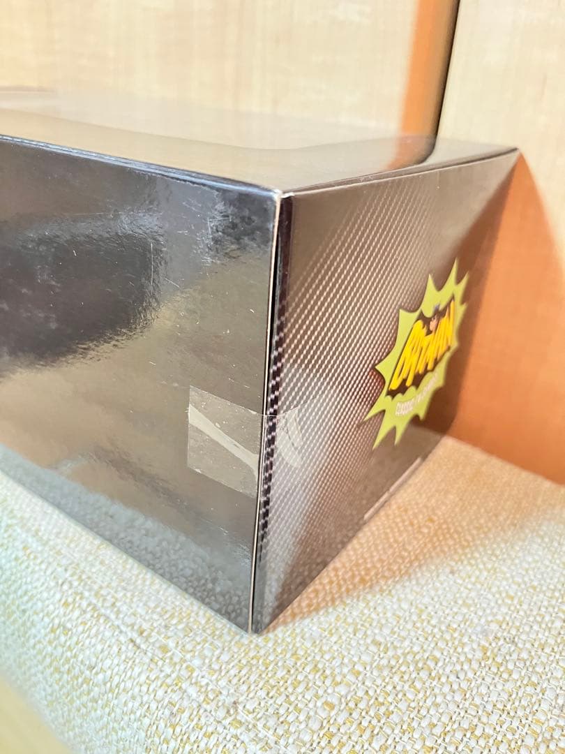 新品未開封Hot Wheels バットモービル 1:18 1966年TVシリーズ