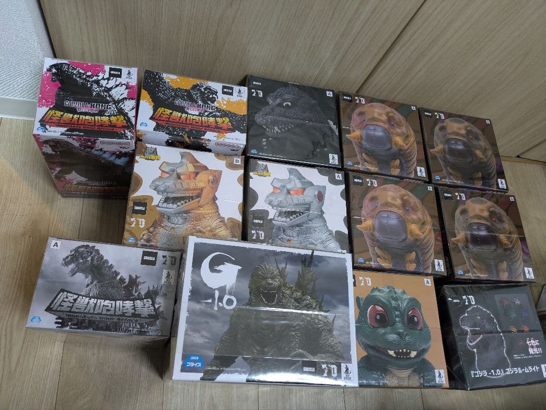 【新品・未開封品】ゴジラ シリーズ　１３フィギュア体セットまとめ売り
